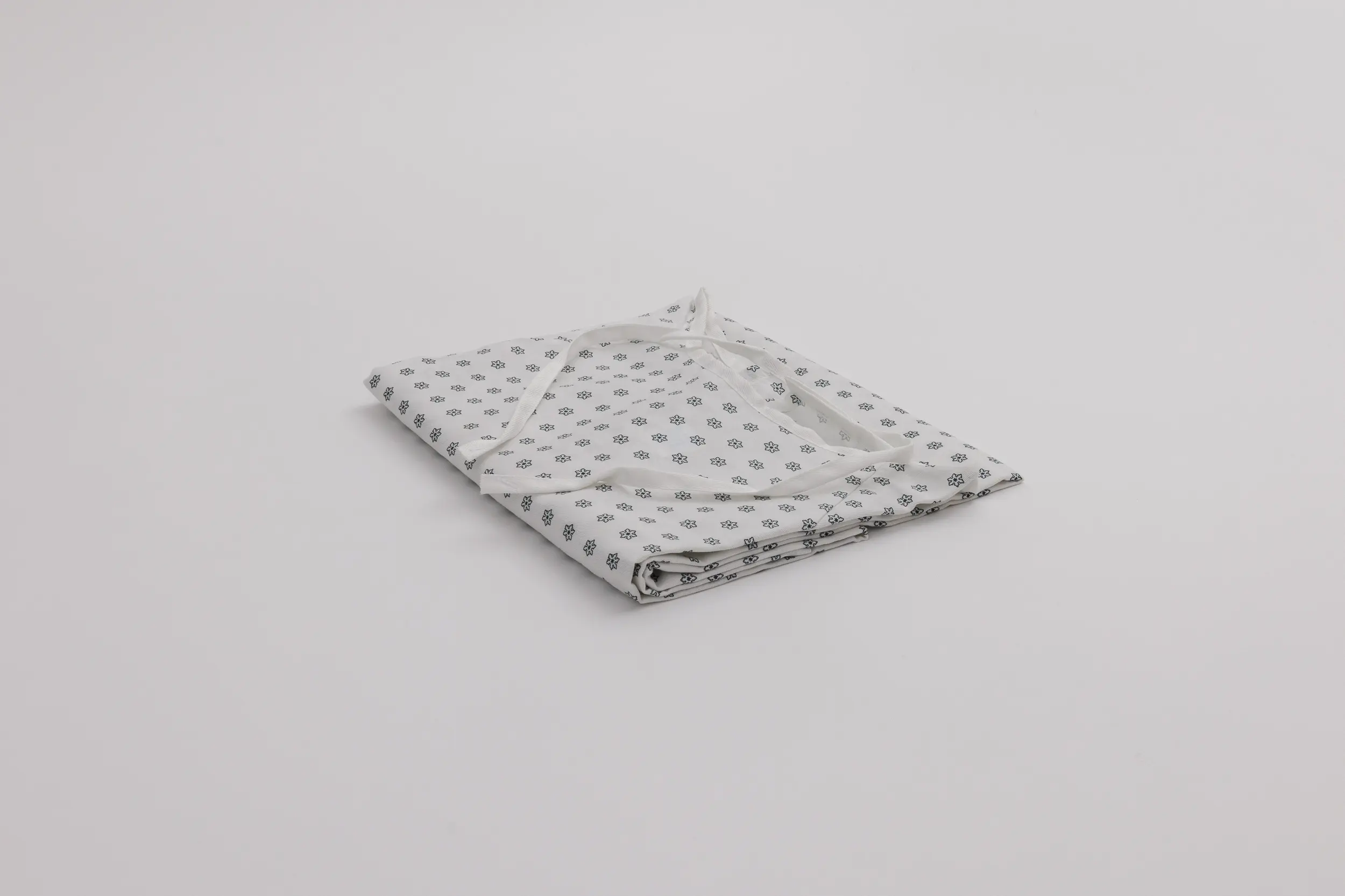 Twill Patient Gown - 55% Cotton / 45% Polyester - sweep-60, White