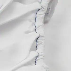 ComfortWeave™ - T-250 Fitted Sheet - 60% Cotton / 40% Polyester - Queen, 60" x 84" x 15", white