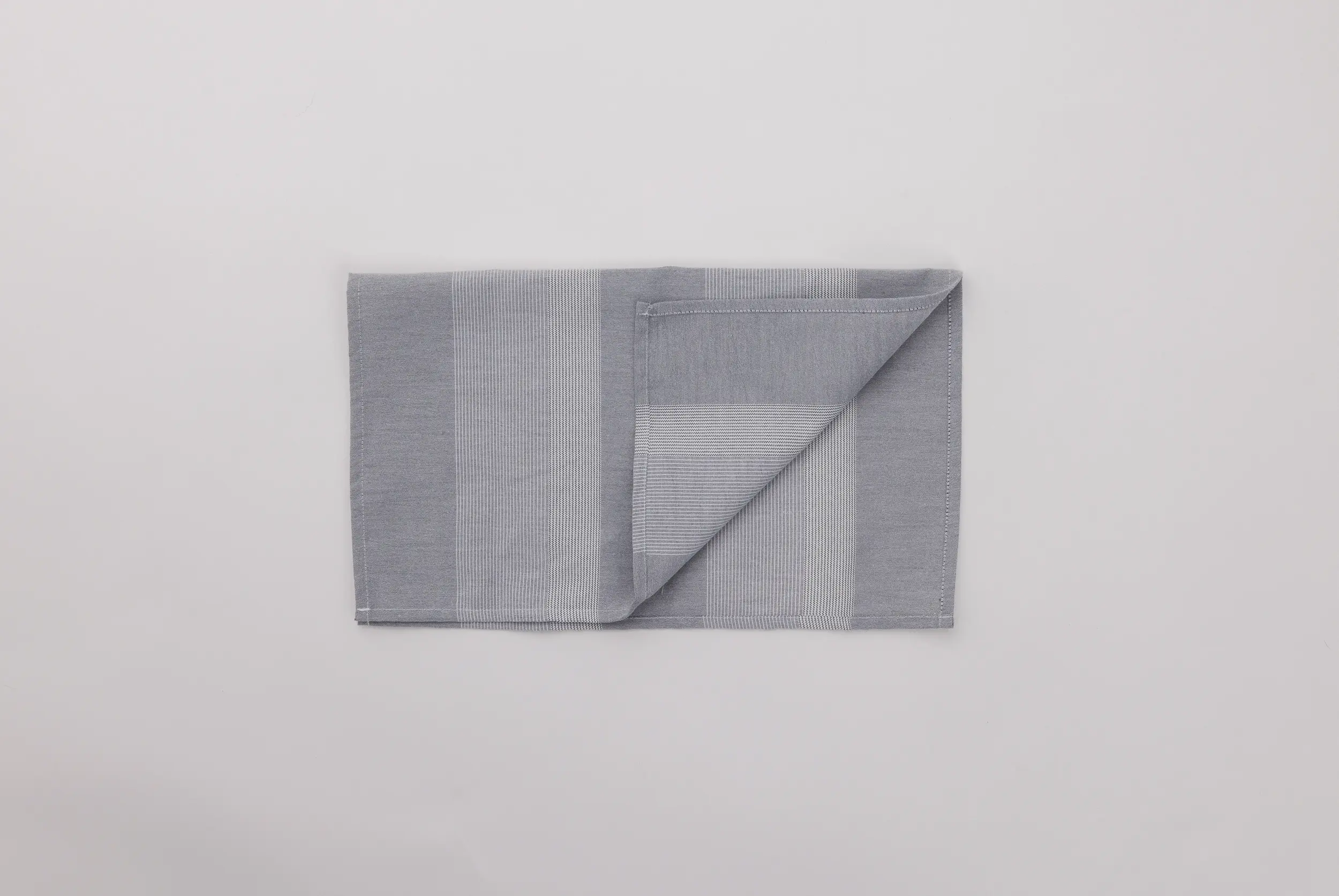 Prisma™ - Transition Napkin - 100% Spun Polyester - 18" x 22", Grey